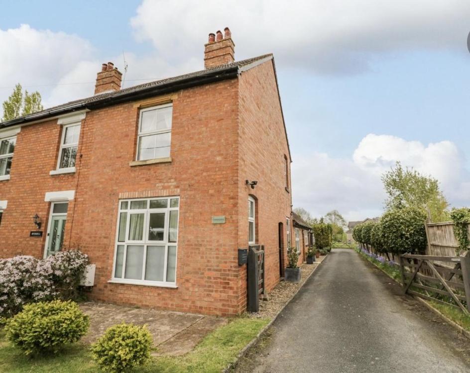 Lovely Comfortable 3 Bed Home, Worcester Bagian luar foto