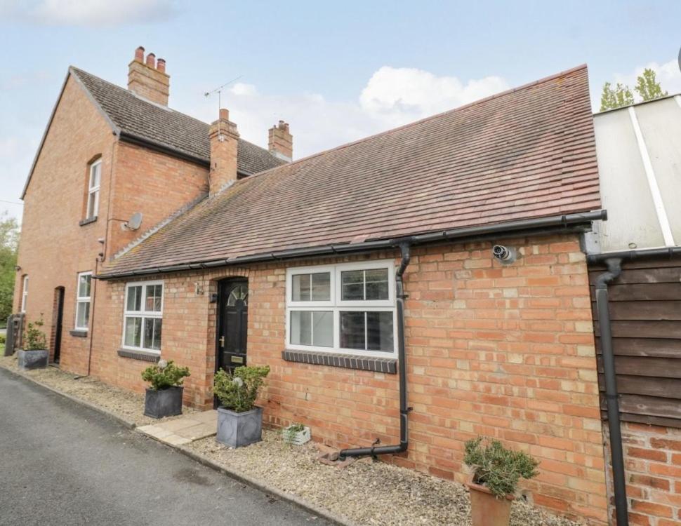 Lovely Comfortable 3 Bed Home, Worcester Bagian luar foto